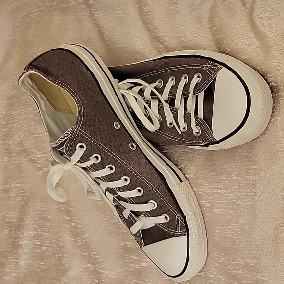 BNWOT Converse All☆Star Size 11